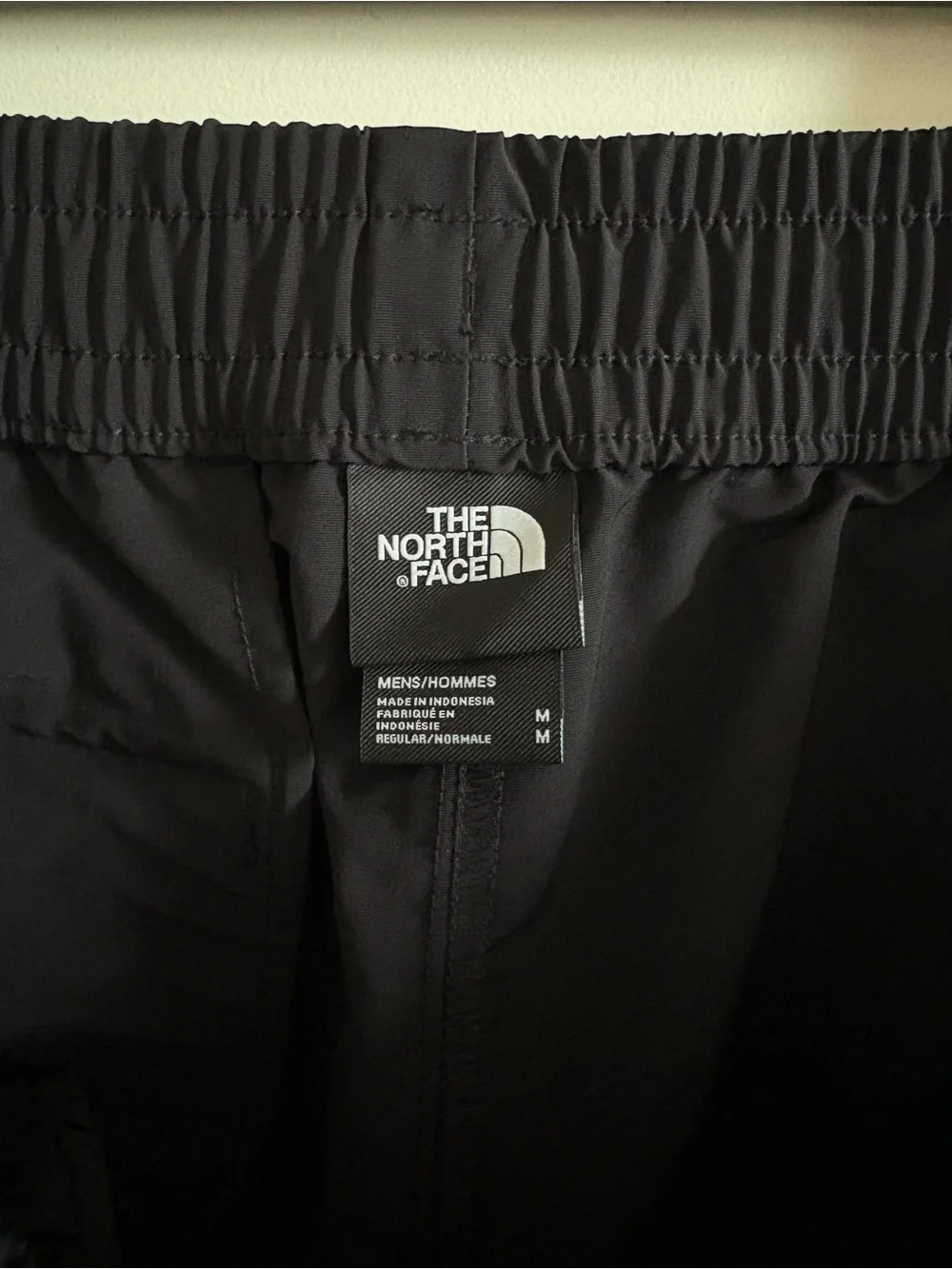 The North Face WindWall Men’s Black Jogger Pants Size M